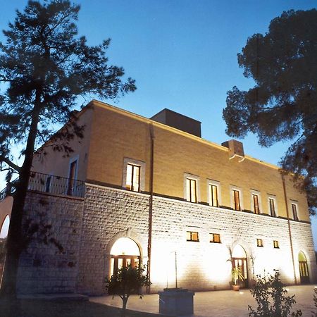 Villa Carcano Trani Buitenkant foto